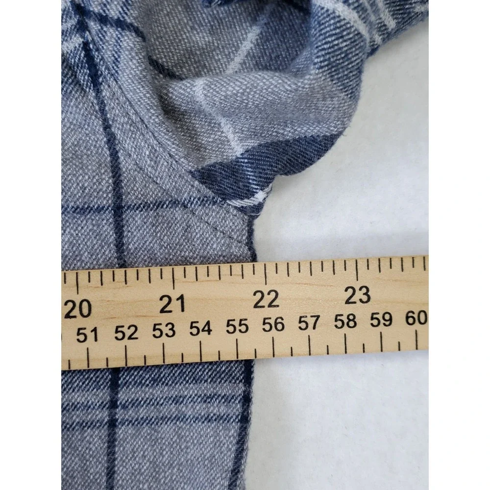 Levi's Gray Navy Plaid Flannel Shirt‎ Men's Large